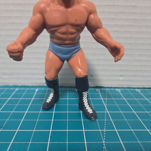 Vintage WCW Ric Flair 1990 Galoob Wrestling 5" Figure WWE AEW WWF NWA - Picture 3 of 5